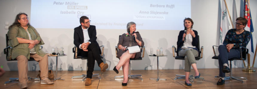 © MultipleRegionsHouse/fkph